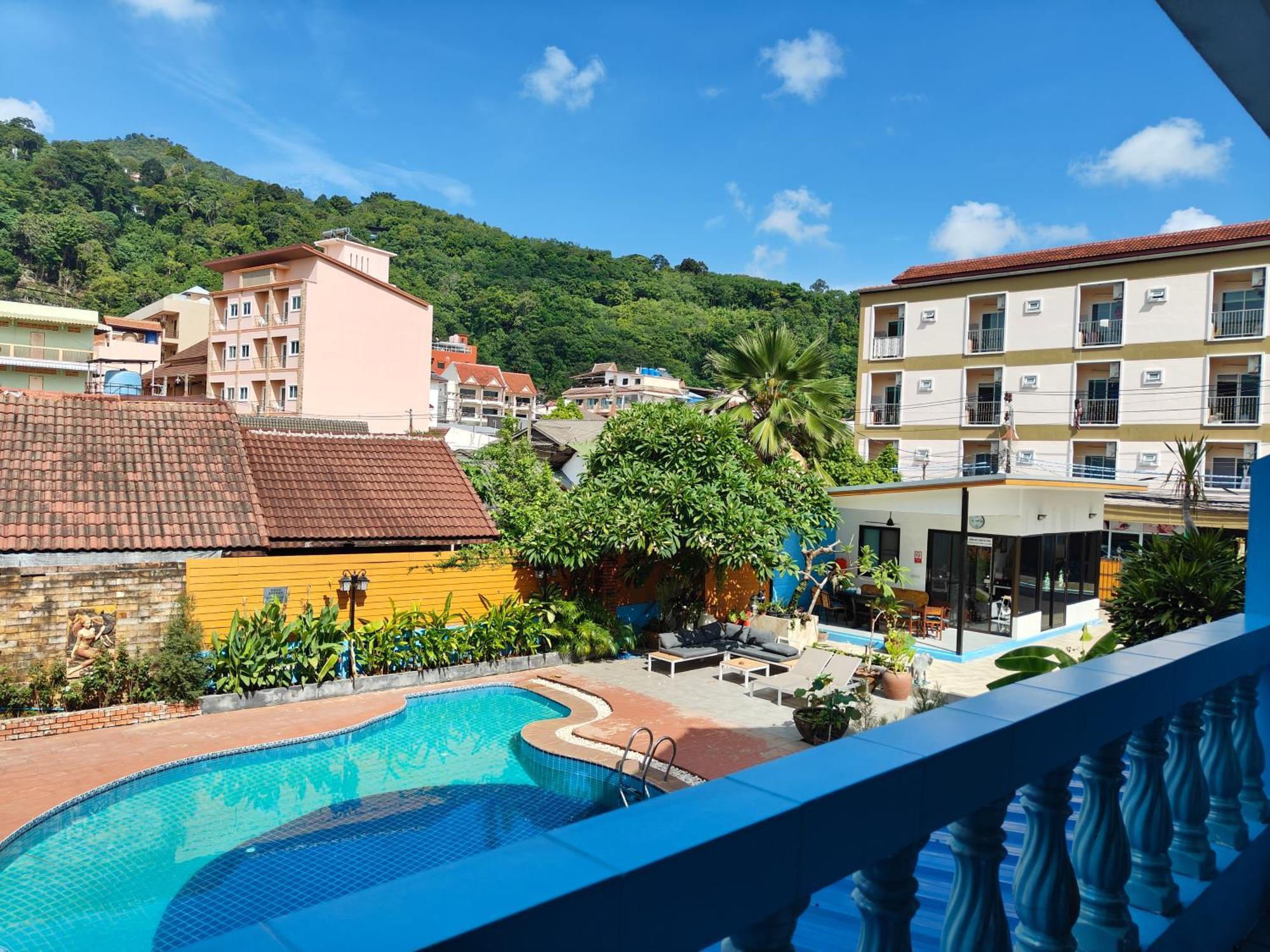 Baankasemsuk Resort 般咔 深宿 Patong Exterior foto